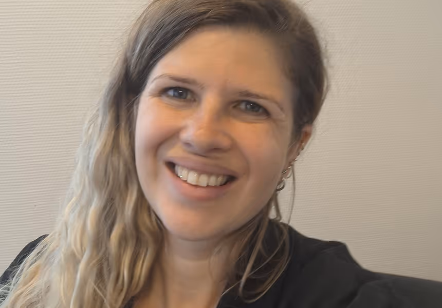 Marian
Danes